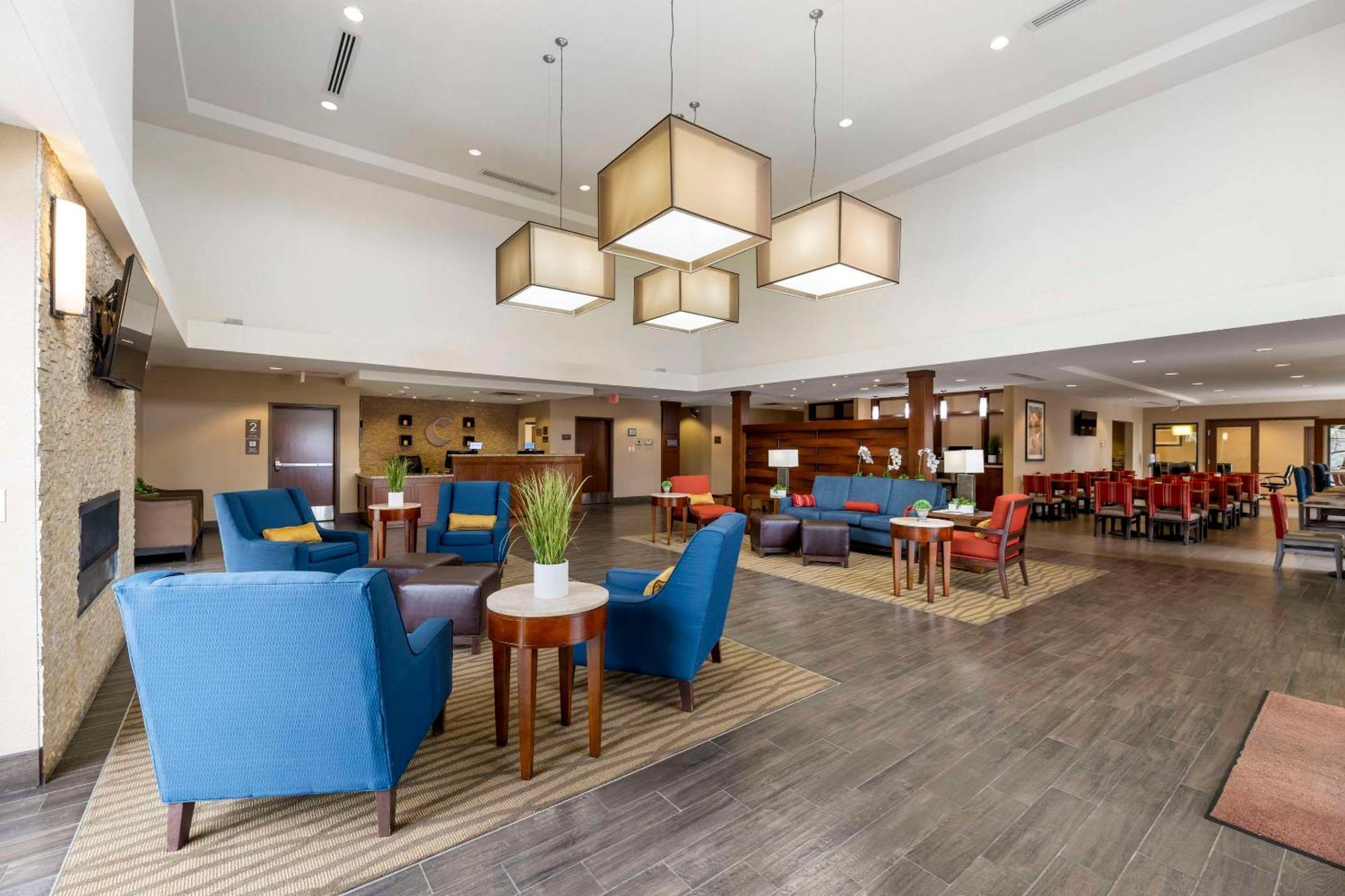 Comfort Suites Карлсбад Екстер'єр фото