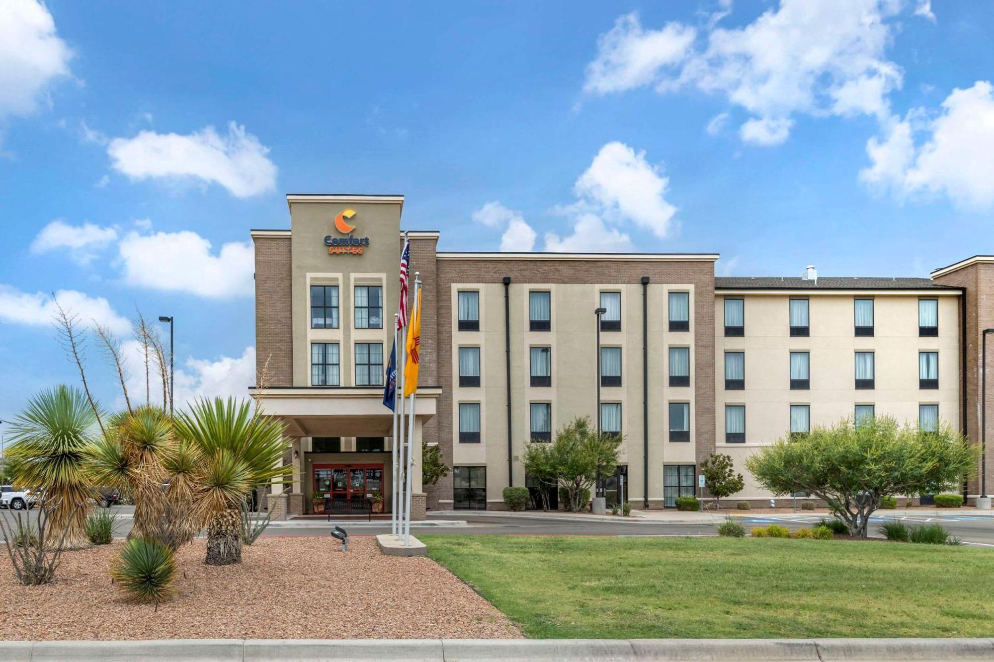 Comfort Suites Карлсбад Екстер'єр фото